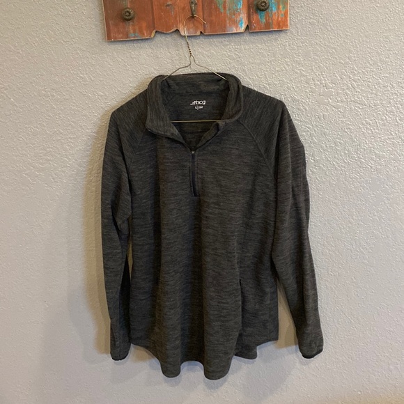 3 quarter zip pullover EUC - Picture 1 of 4